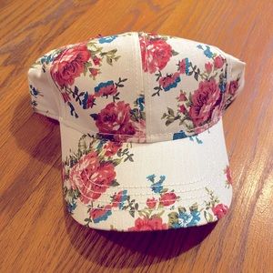 Snap back hat (floral)
